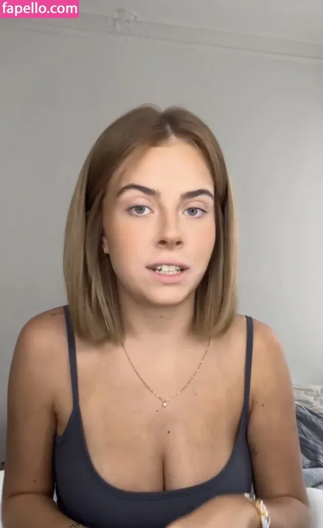 Mathilda.mkh Onlyfans Photo Gallery 