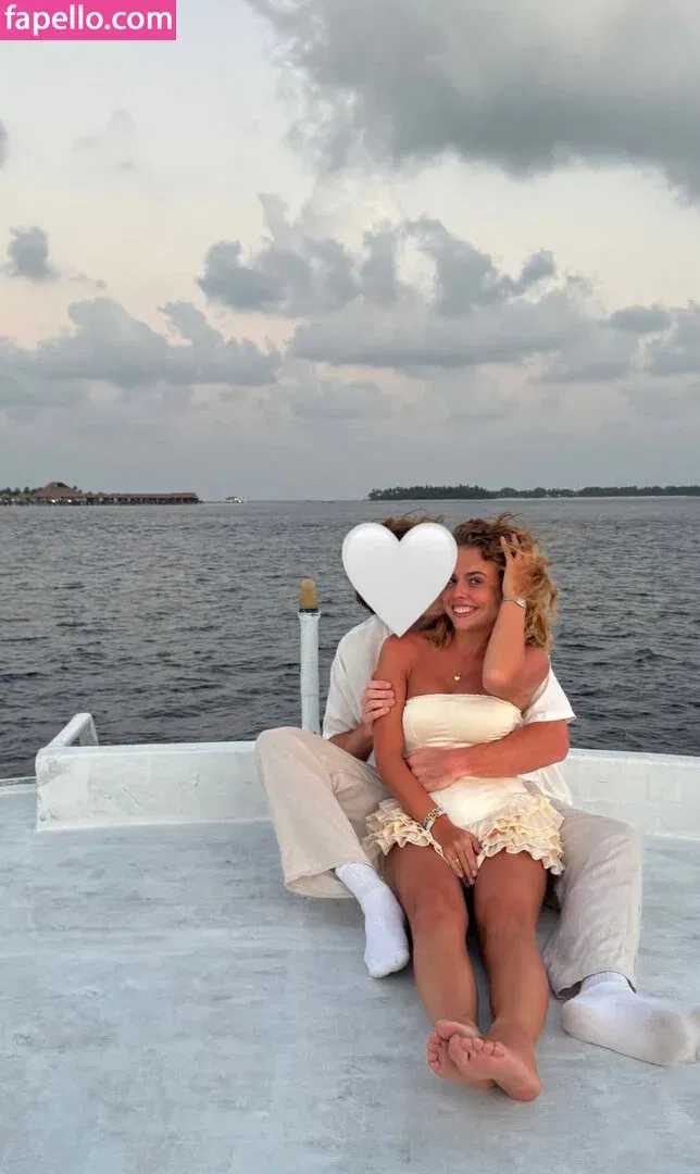 Mathilda.mkh Onlyfans Photo Gallery 