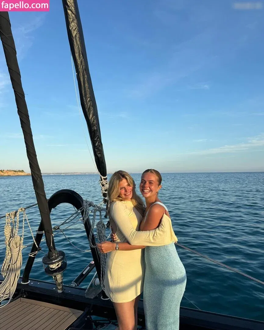 Mathilda.mkh Onlyfans Photo Gallery 