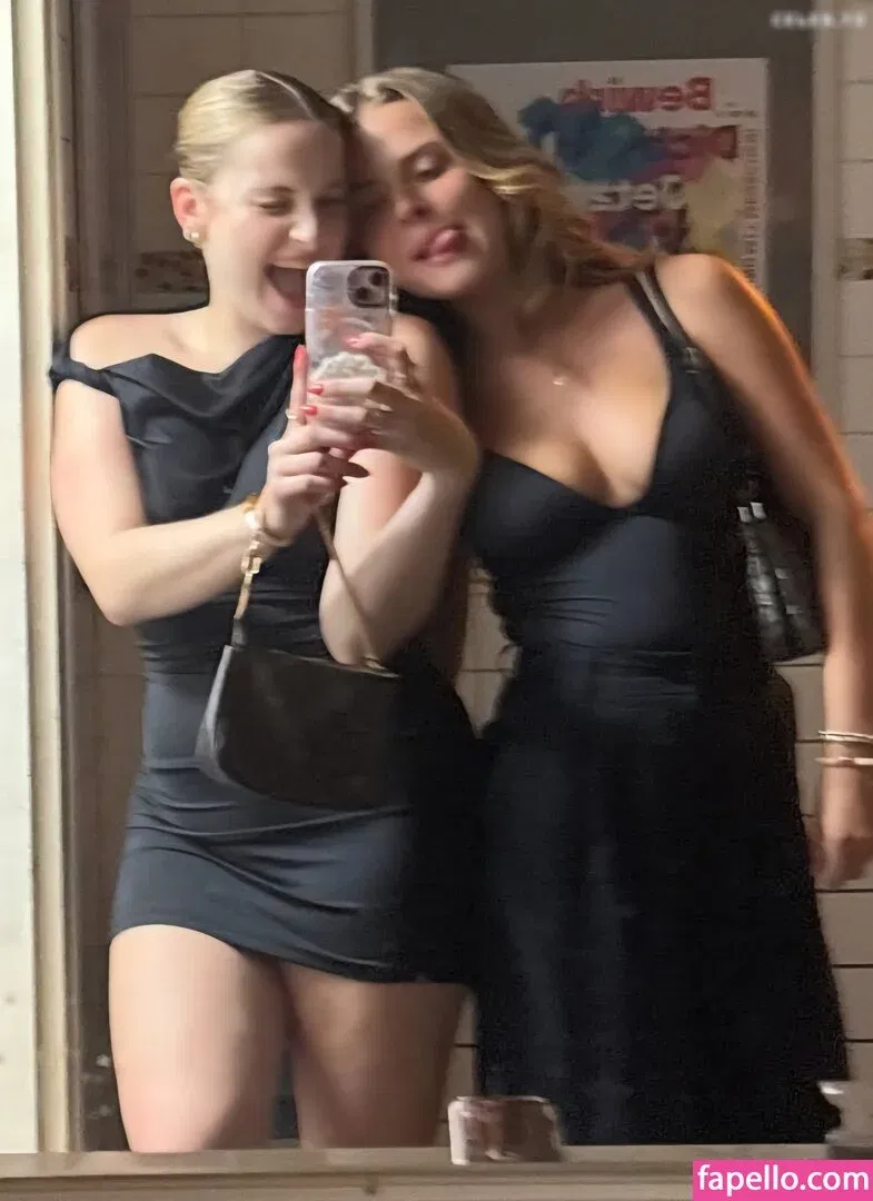 Mathilda.mkh Onlyfans Photo Gallery 