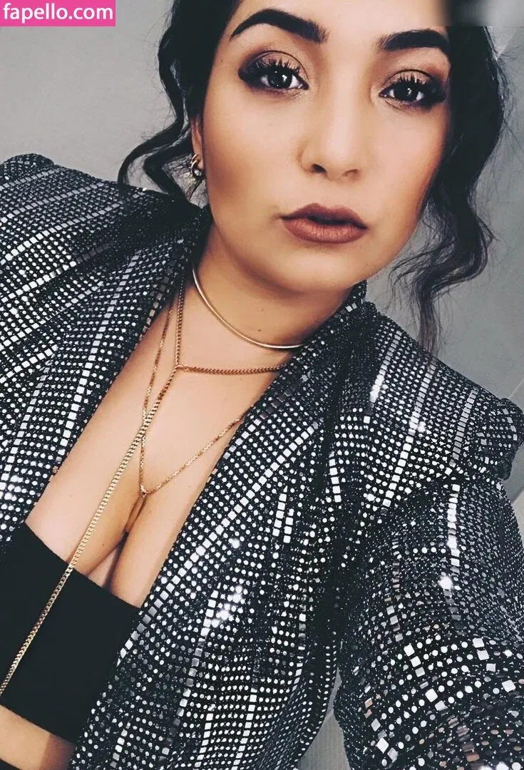 Bahar Kizil Onlyfans Photo Gallery 