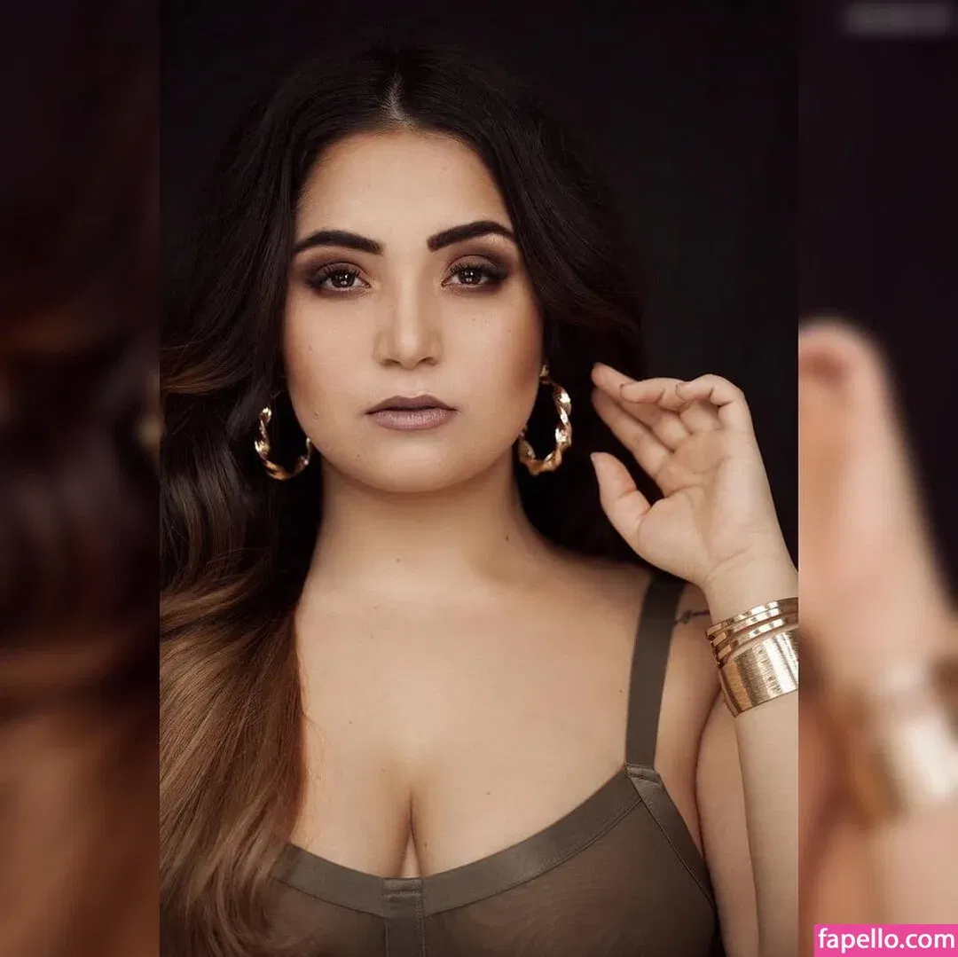 Bahar Kizil Onlyfans Photo Gallery 