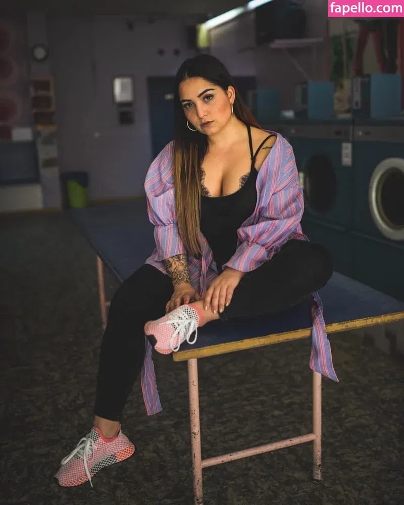 Bahar Kizil Onlyfans Photo Gallery 