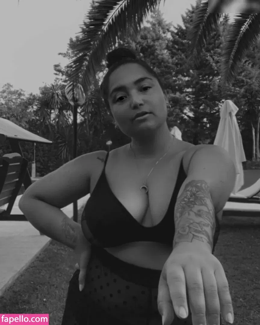 Bahar Kizil Onlyfans Photo Gallery 