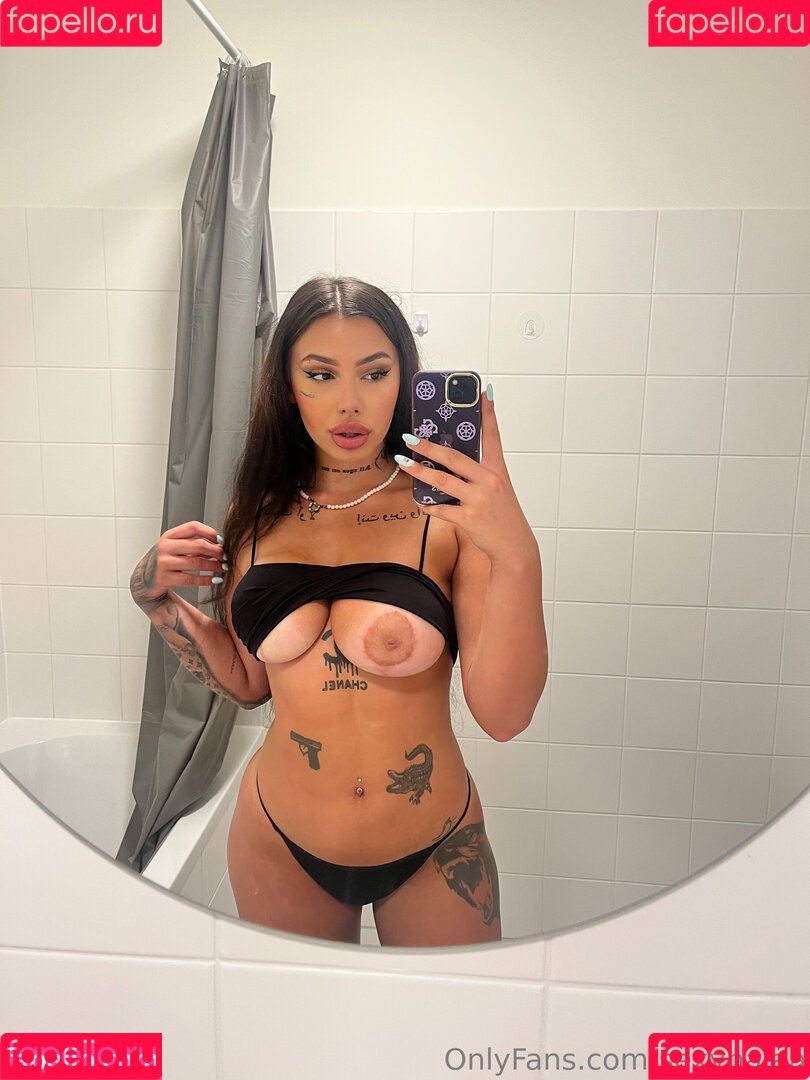 sexynalaa Onlyfans Photo Gallery 