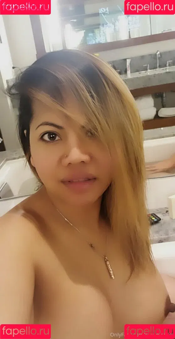 sovannakim Onlyfans Photo Gallery 