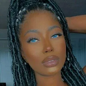 missnenebanks Onlyfans Photo Gallery 