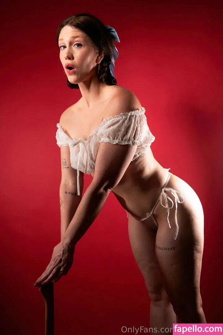 Katie Adkins Onlyfans Photo Gallery 