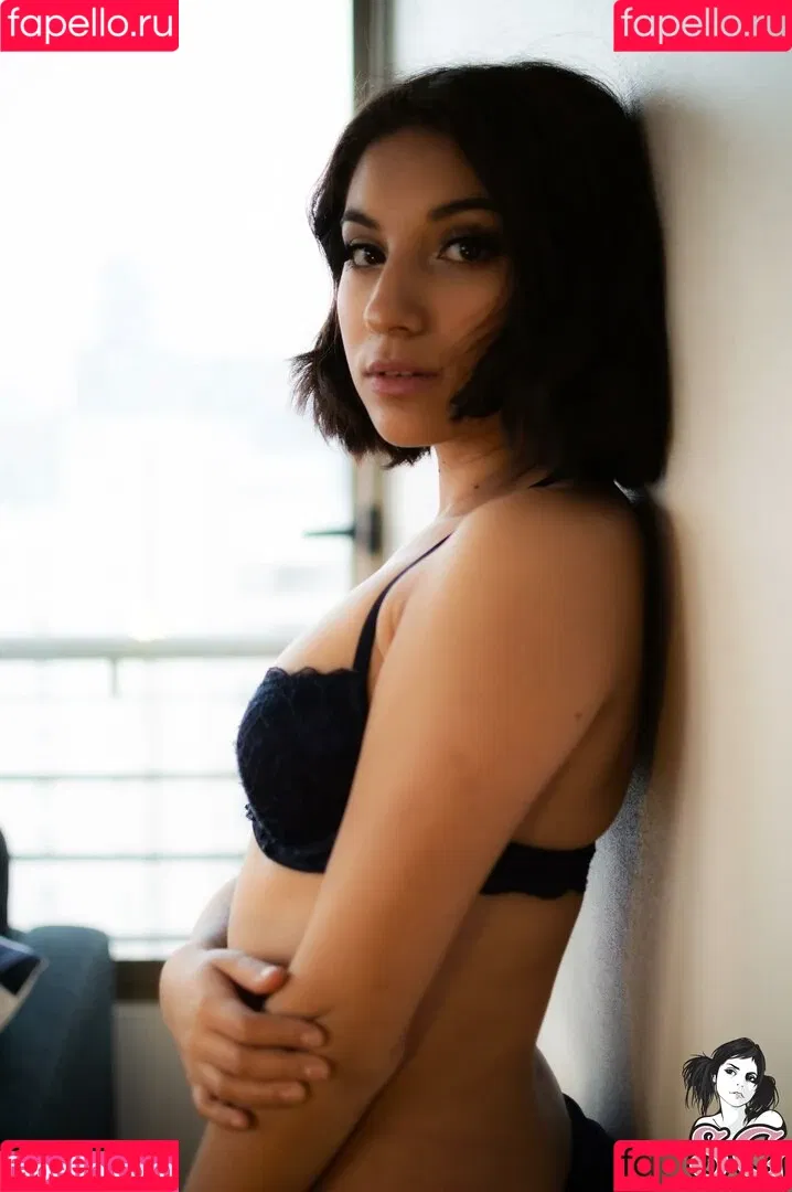 Acuarius SG Onlyfans Photo Gallery 