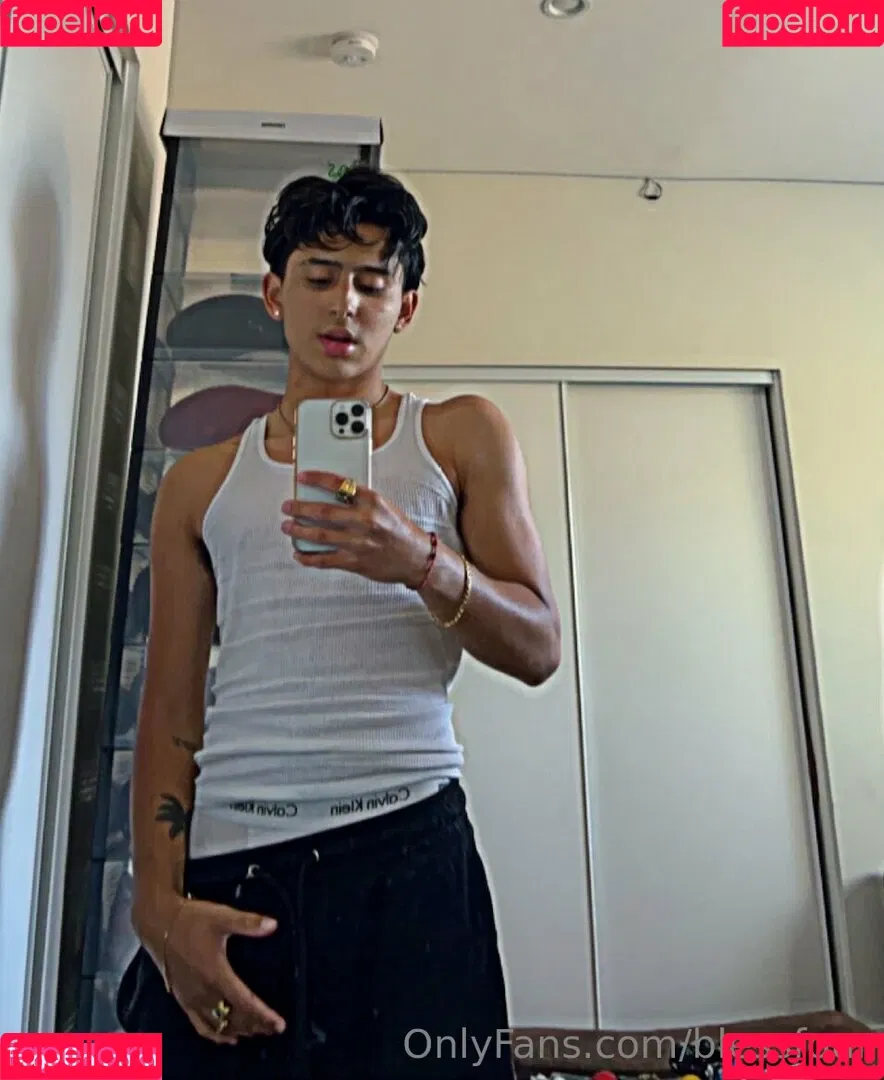 blessfour Onlyfans Photo Gallery 