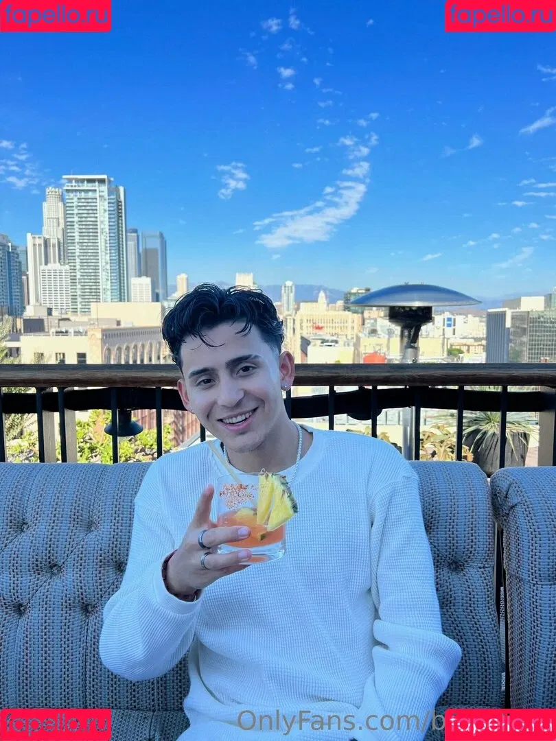 blessfour Onlyfans Photo Gallery 