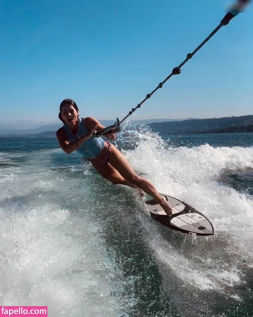 Dara Masi Onlyfans Photo Gallery 