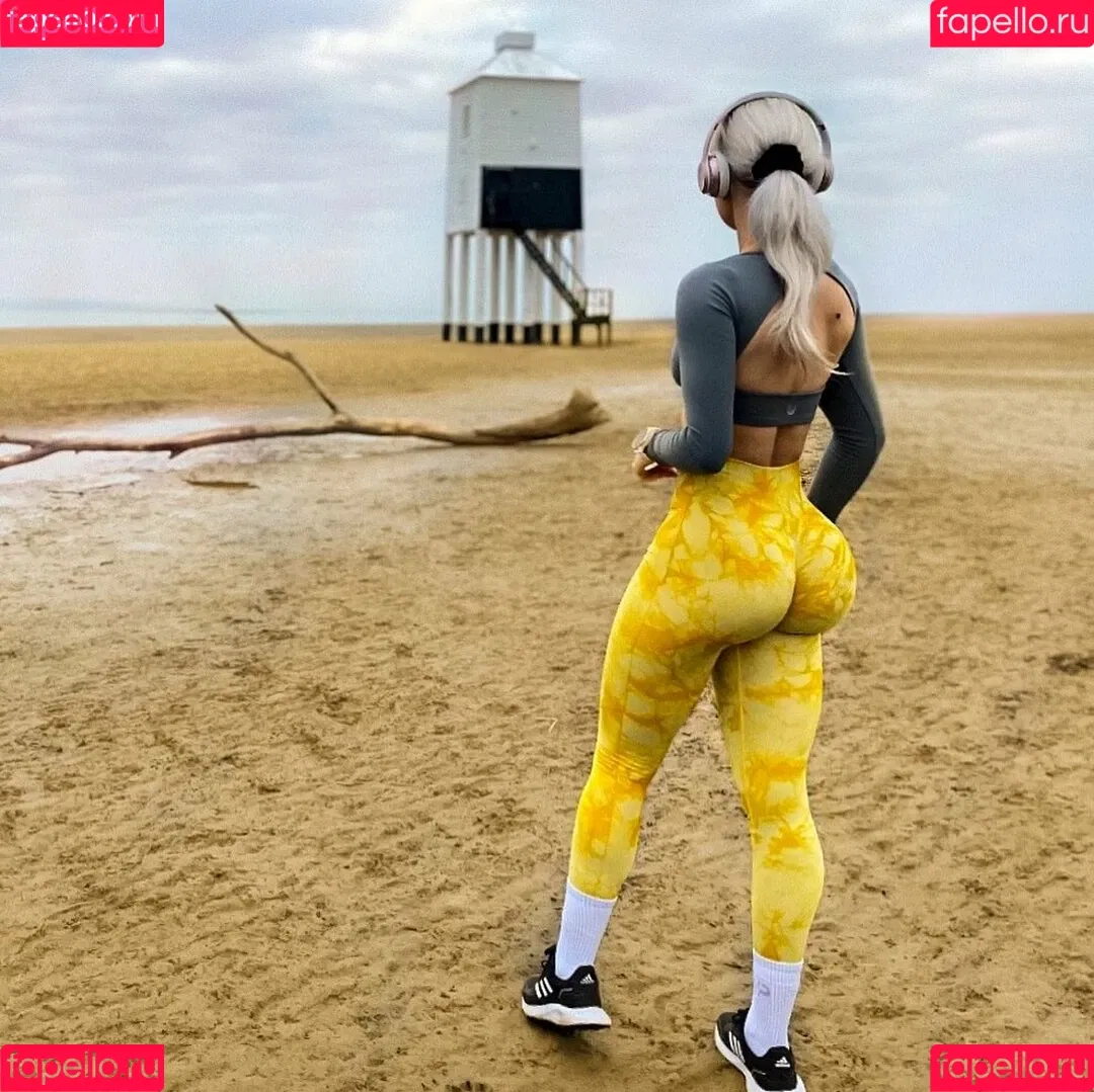 Zara Louisa Onlyfans Photo Gallery 