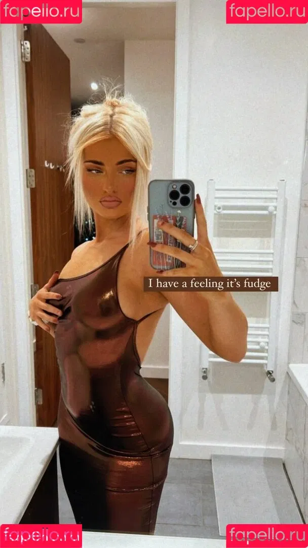 Zara Louisa Onlyfans Photo Gallery 