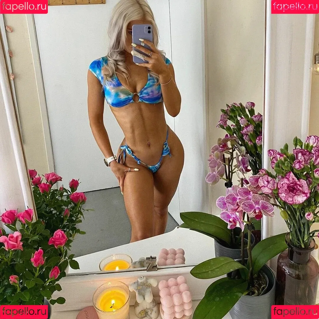 Zara Louisa Onlyfans Photo Gallery 