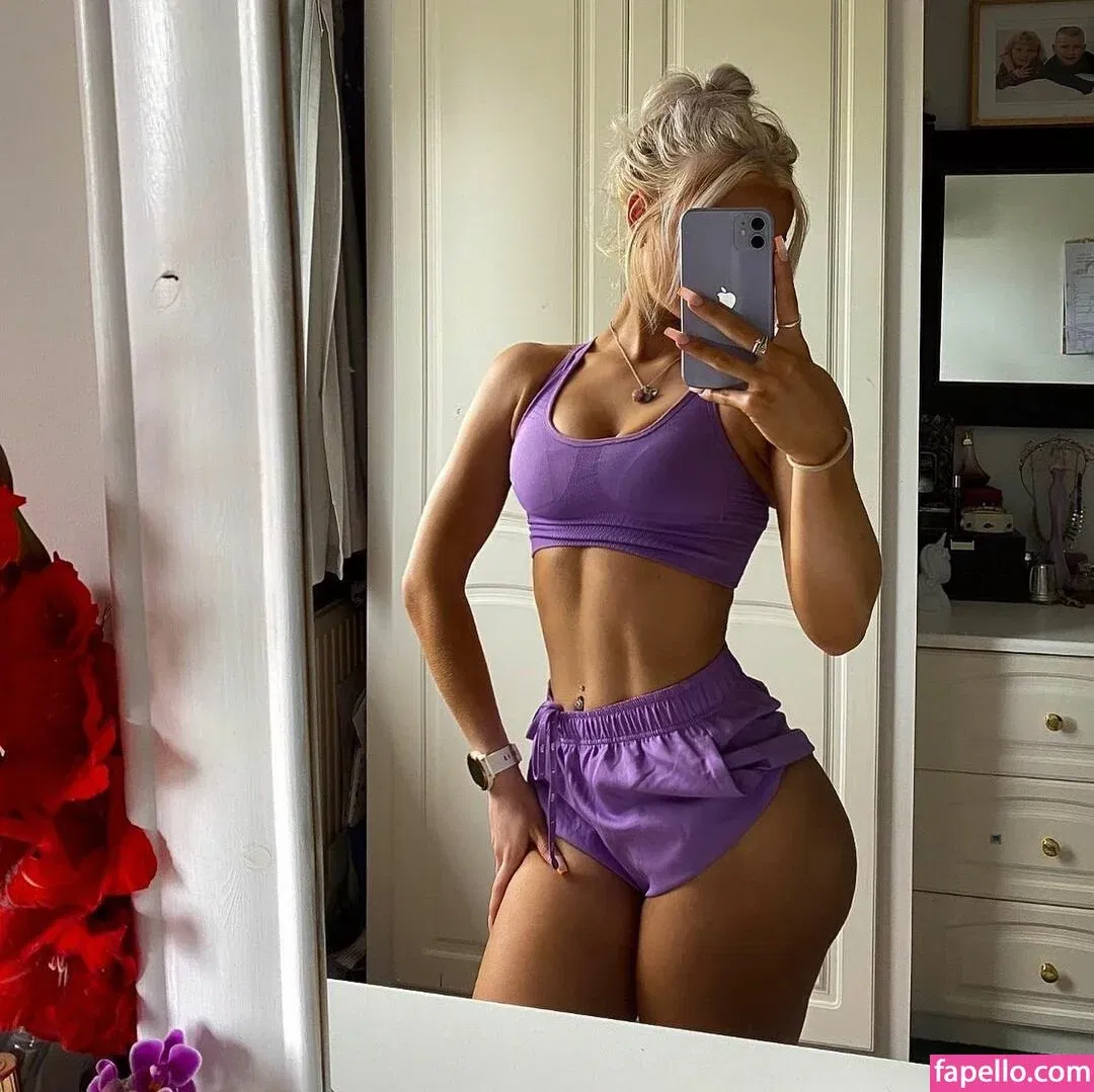 Zara Louisa Onlyfans Photo Gallery 