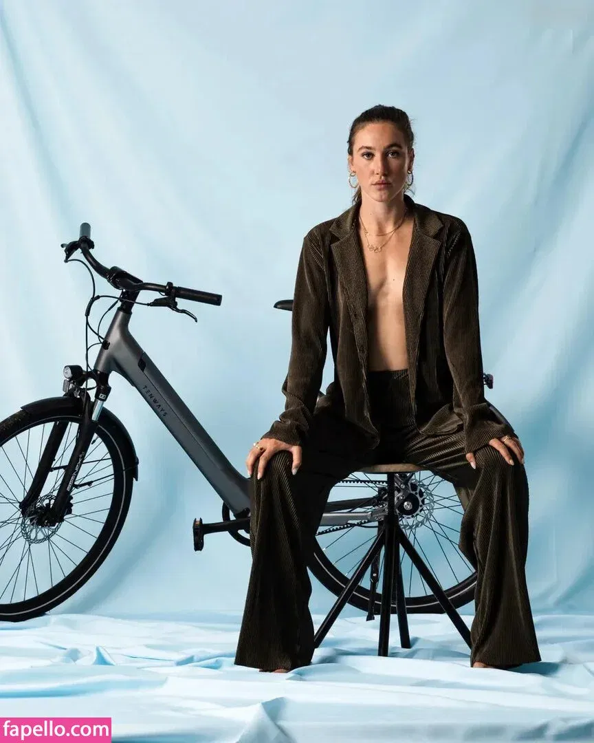 Suzanne Schulting Onlyfans Photo Gallery 