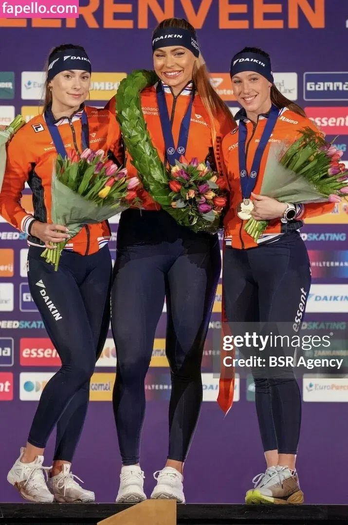 Suzanne Schulting Onlyfans Photo Gallery 