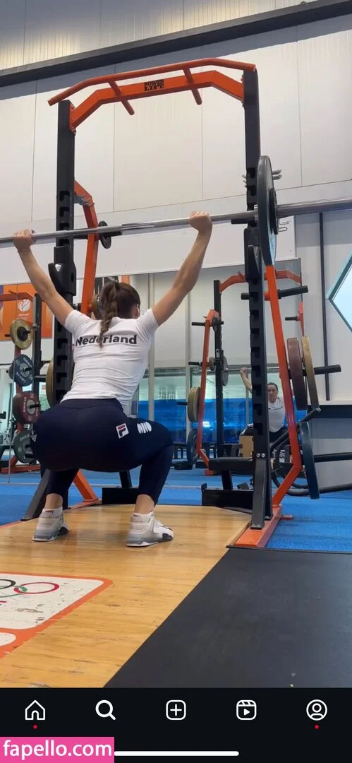 Suzanne Schulting Onlyfans Photo Gallery 