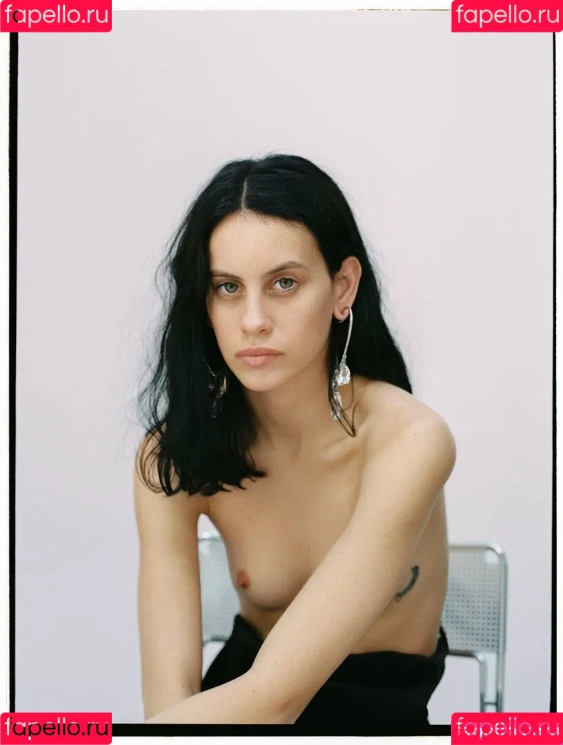 Milena Smit Onlyfans Photo Gallery 