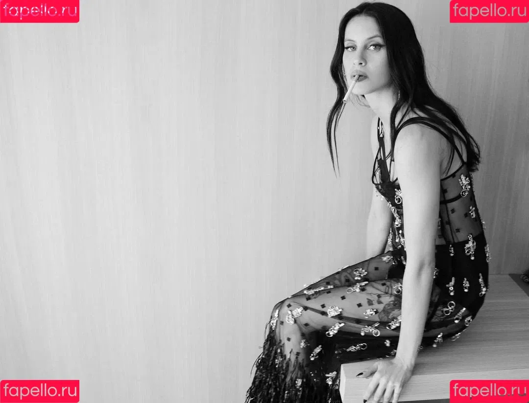 Milena Smit Onlyfans Photo Gallery 