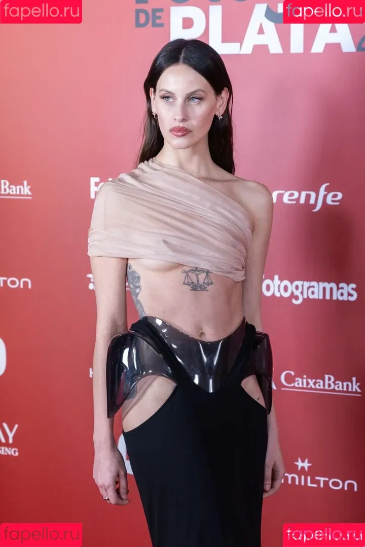 Milena Smit Onlyfans Photo Gallery 