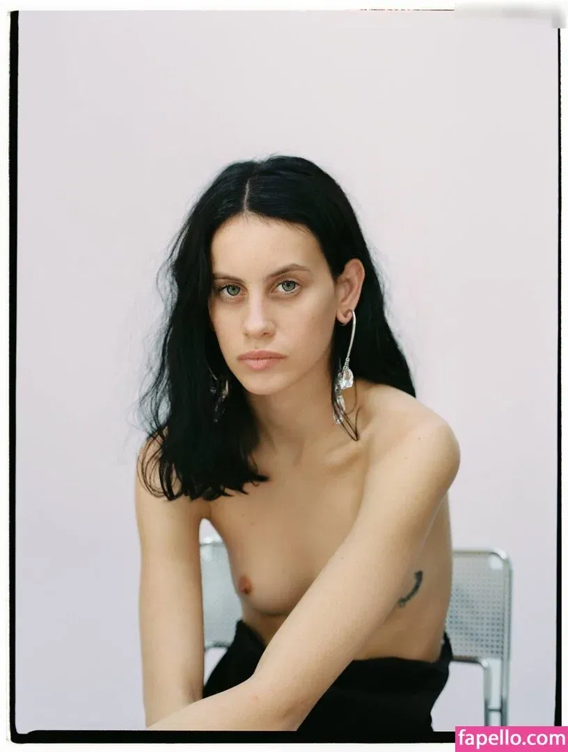 Milena Smit Onlyfans Photo Gallery 