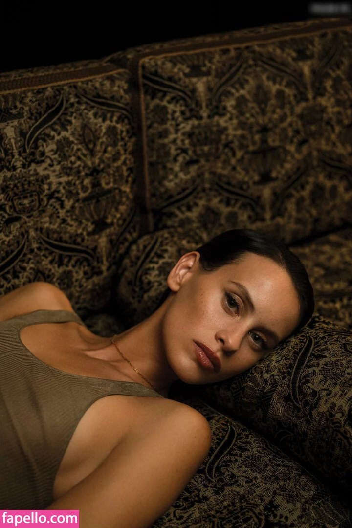 Milena Smit Onlyfans Photo Gallery 