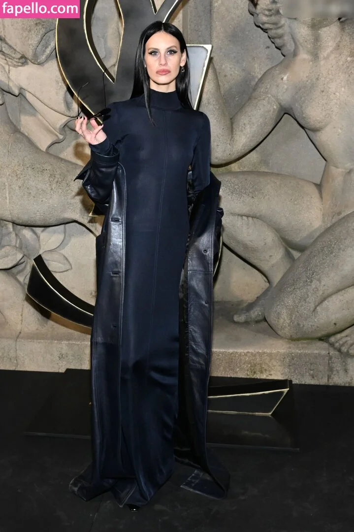 Milena Smit Onlyfans Photo Gallery 