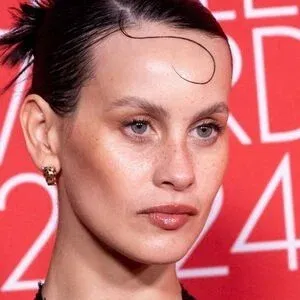 Milena Smit Onlyfans Photo Gallery 