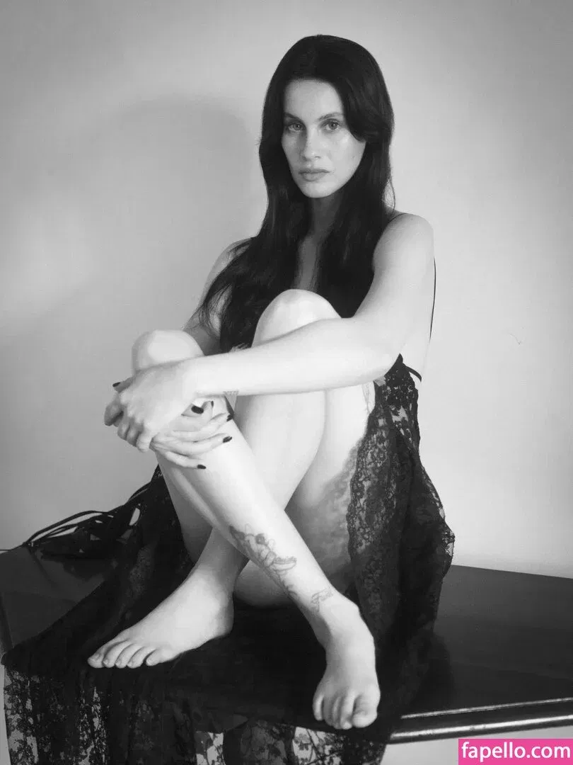 Milena Smit Onlyfans Photo Gallery 