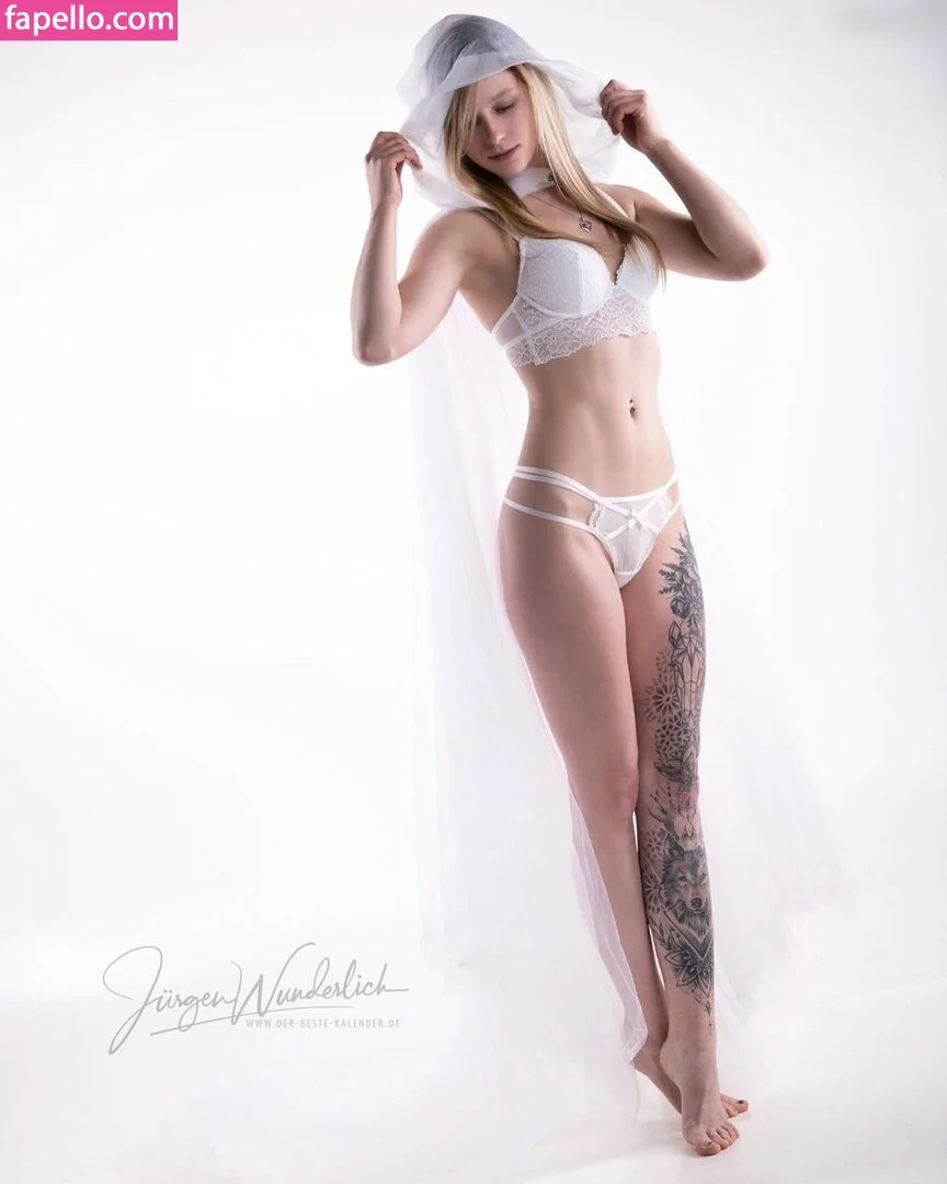 Kuhmädchen Silvana Onlyfans Photo Gallery 