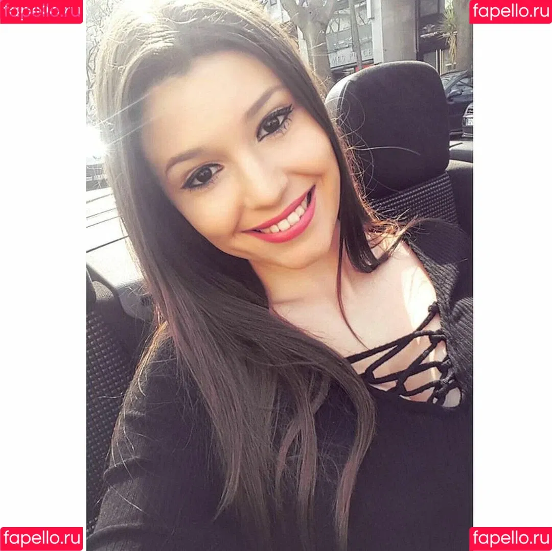 Carolina Neto Onlyfans Photo Gallery 