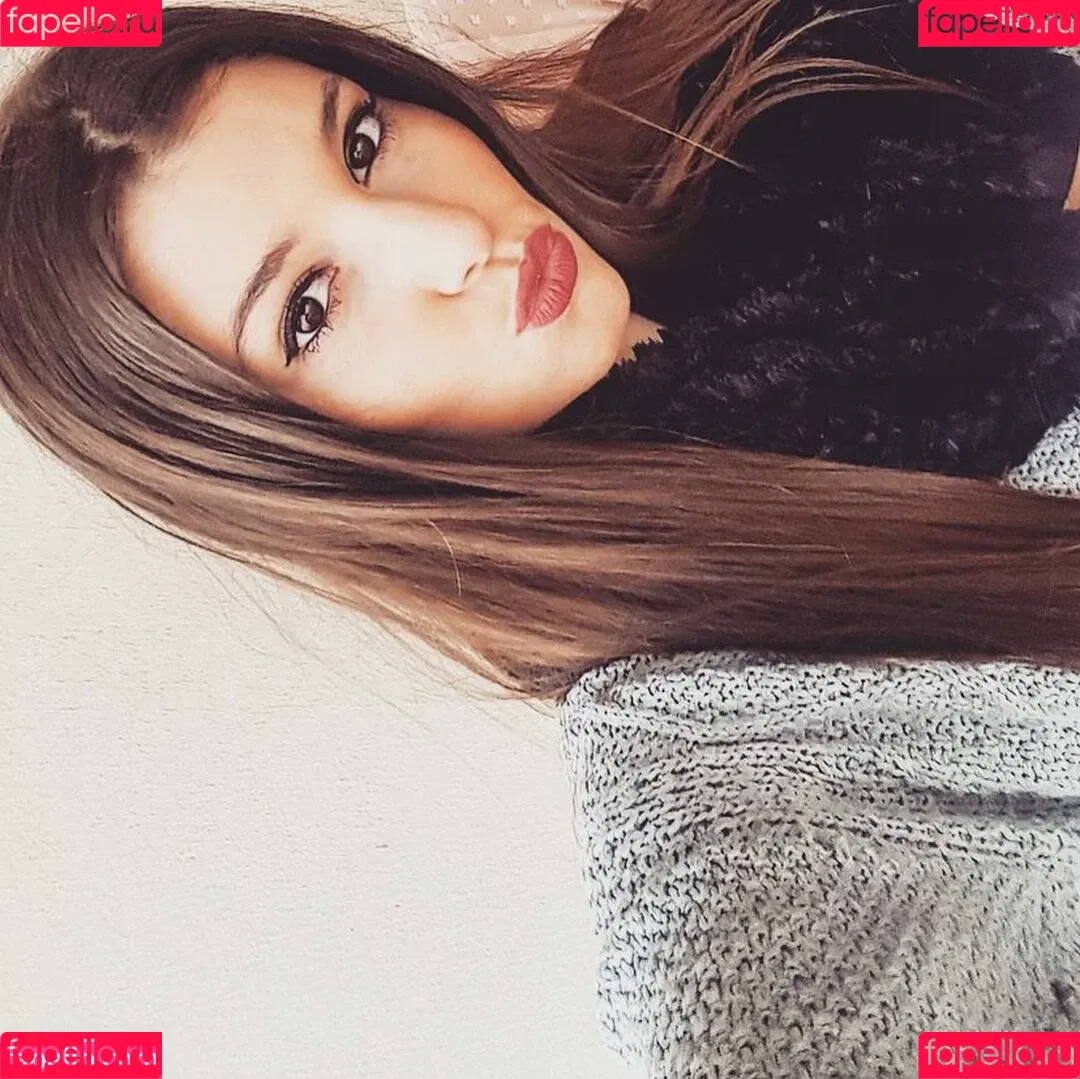 Carolina Neto Onlyfans Photo Gallery 