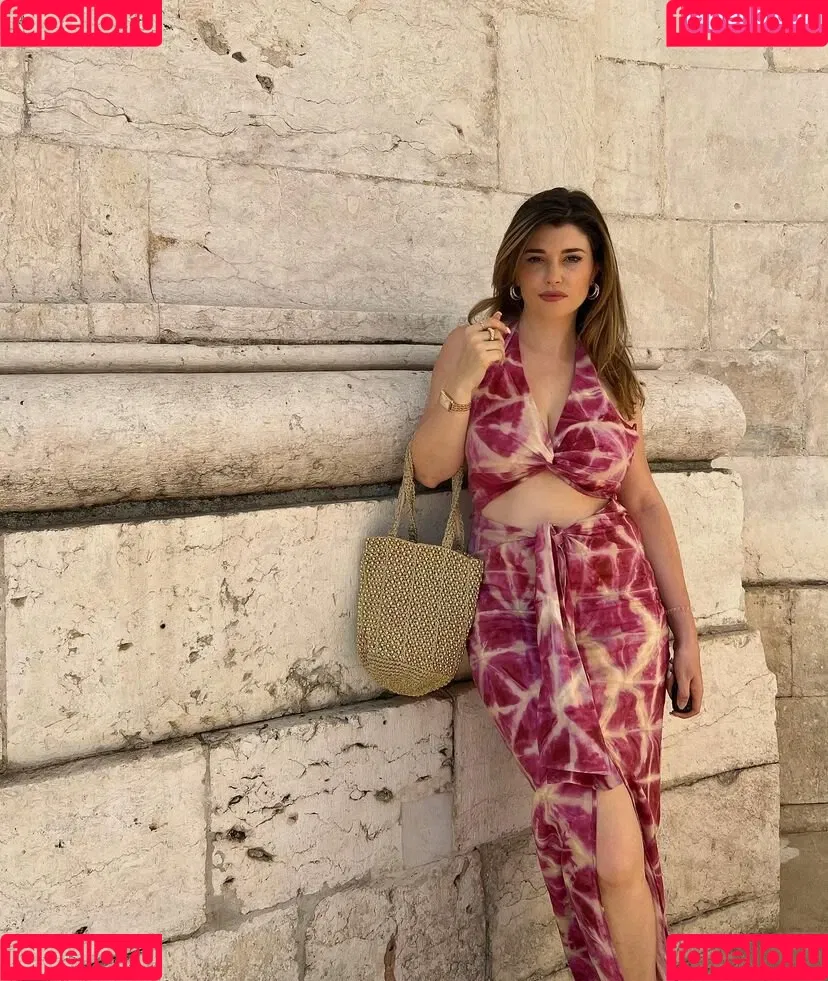 Carolina Neto Onlyfans Photo Gallery 