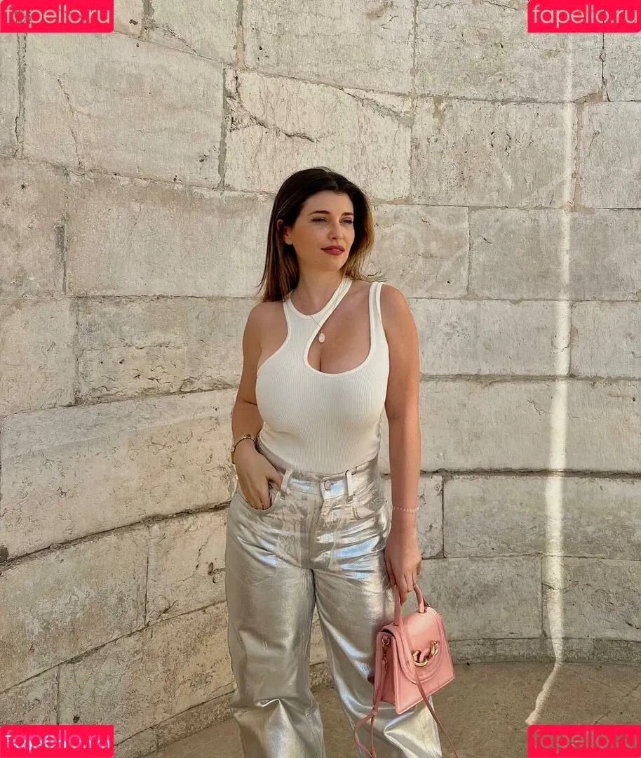 Carolina Neto Onlyfans Photo Gallery 