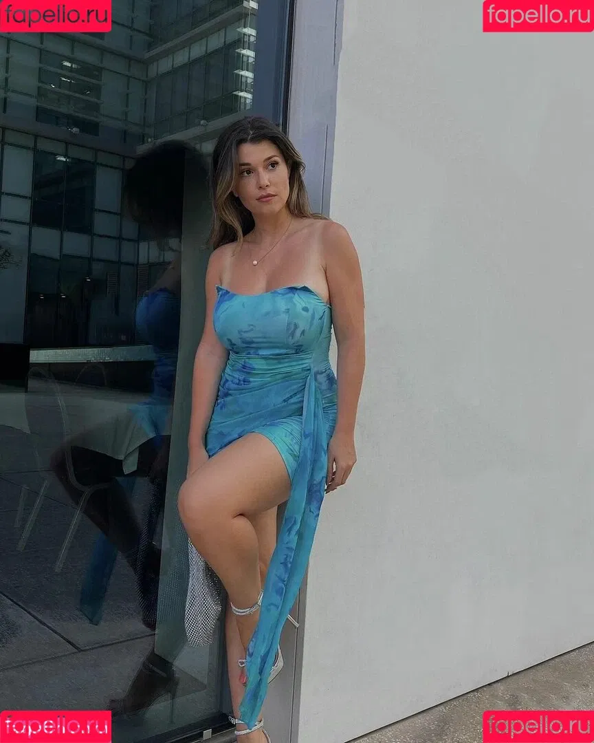 Carolina Neto Onlyfans Photo Gallery 
