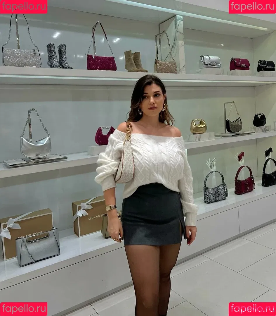 Carolina Neto Onlyfans Photo Gallery 