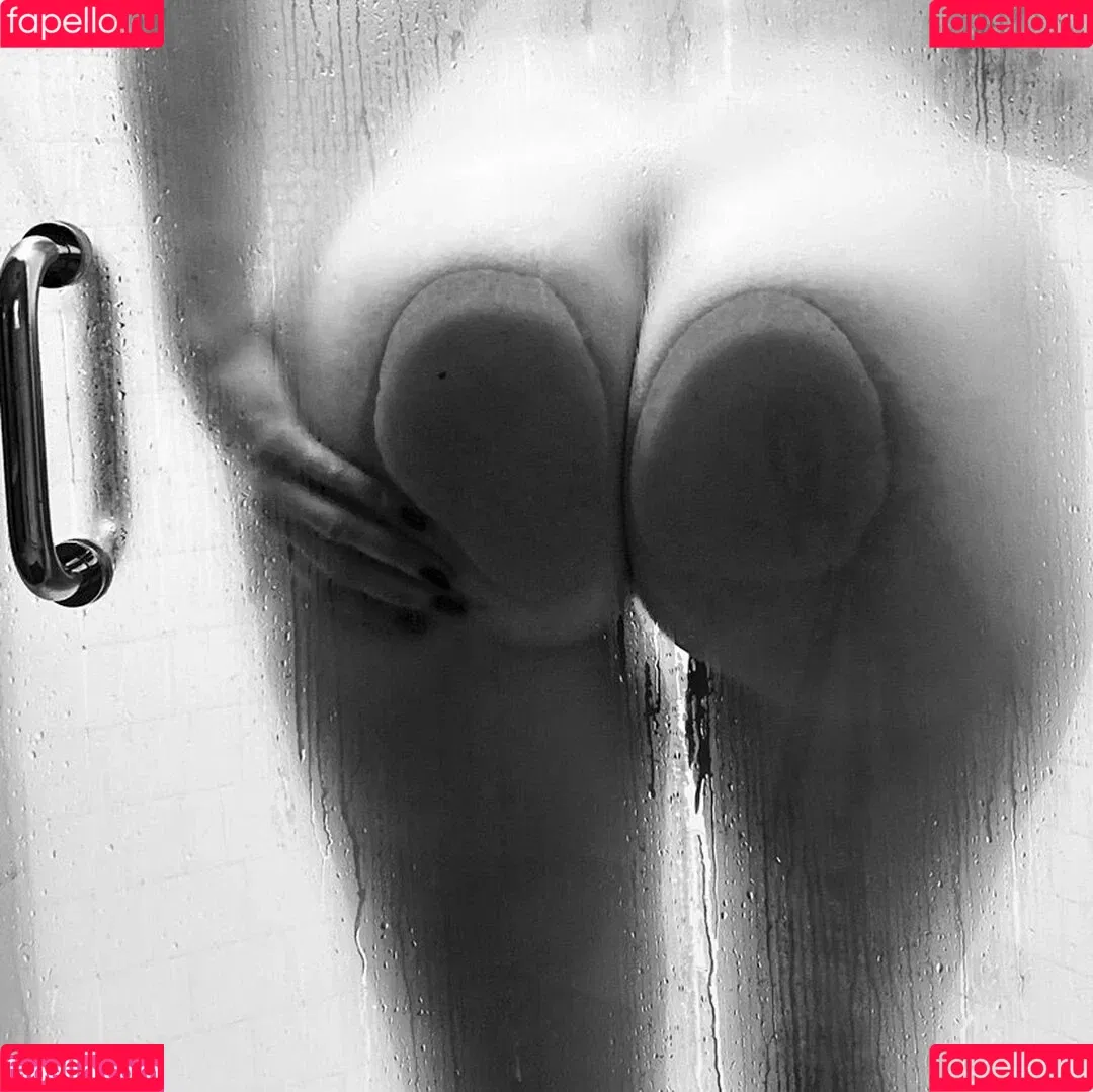 mstrssts_VIP Onlyfans Photo Gallery 