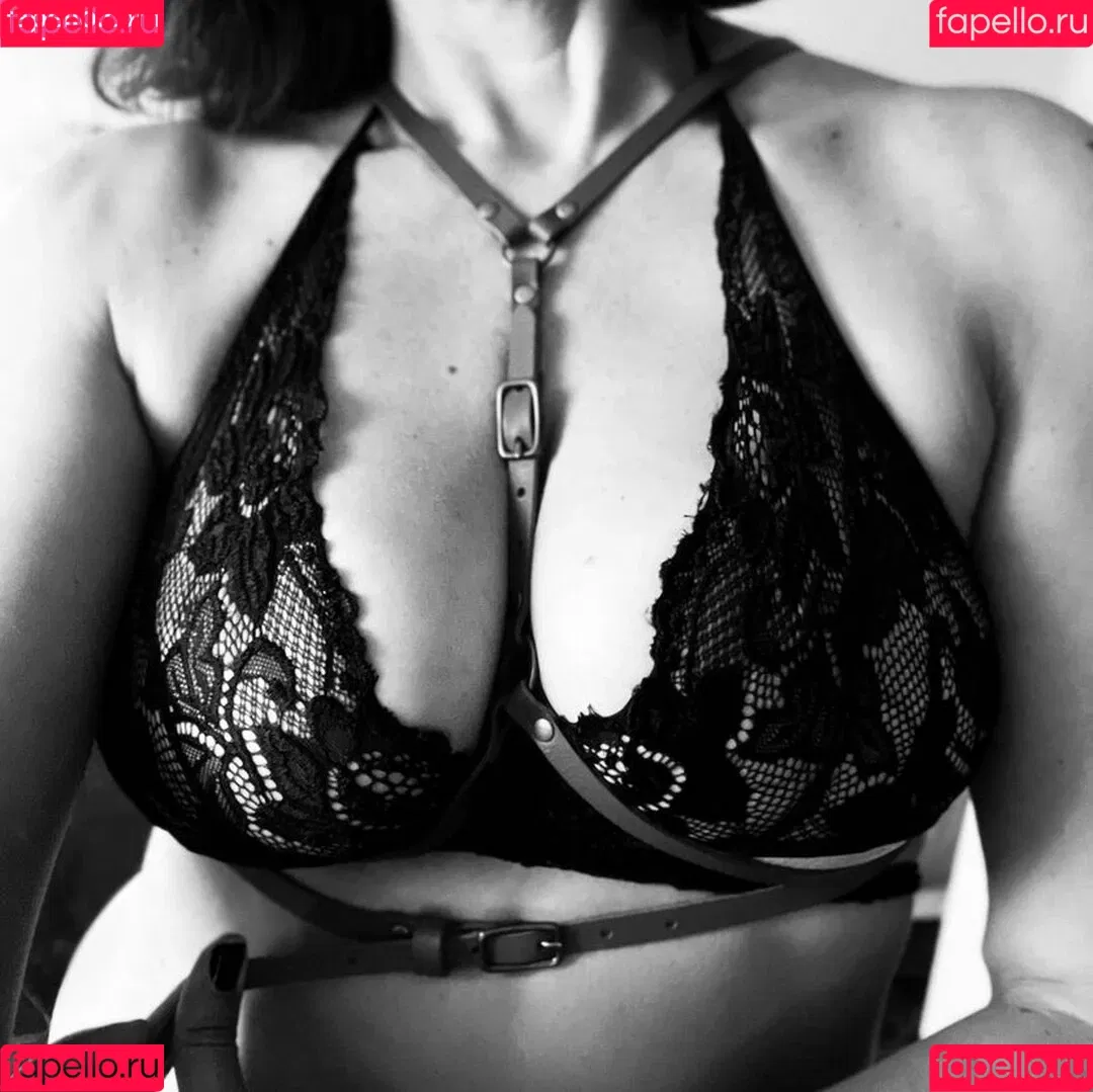 mstrssts_VIP Onlyfans Photo Gallery 