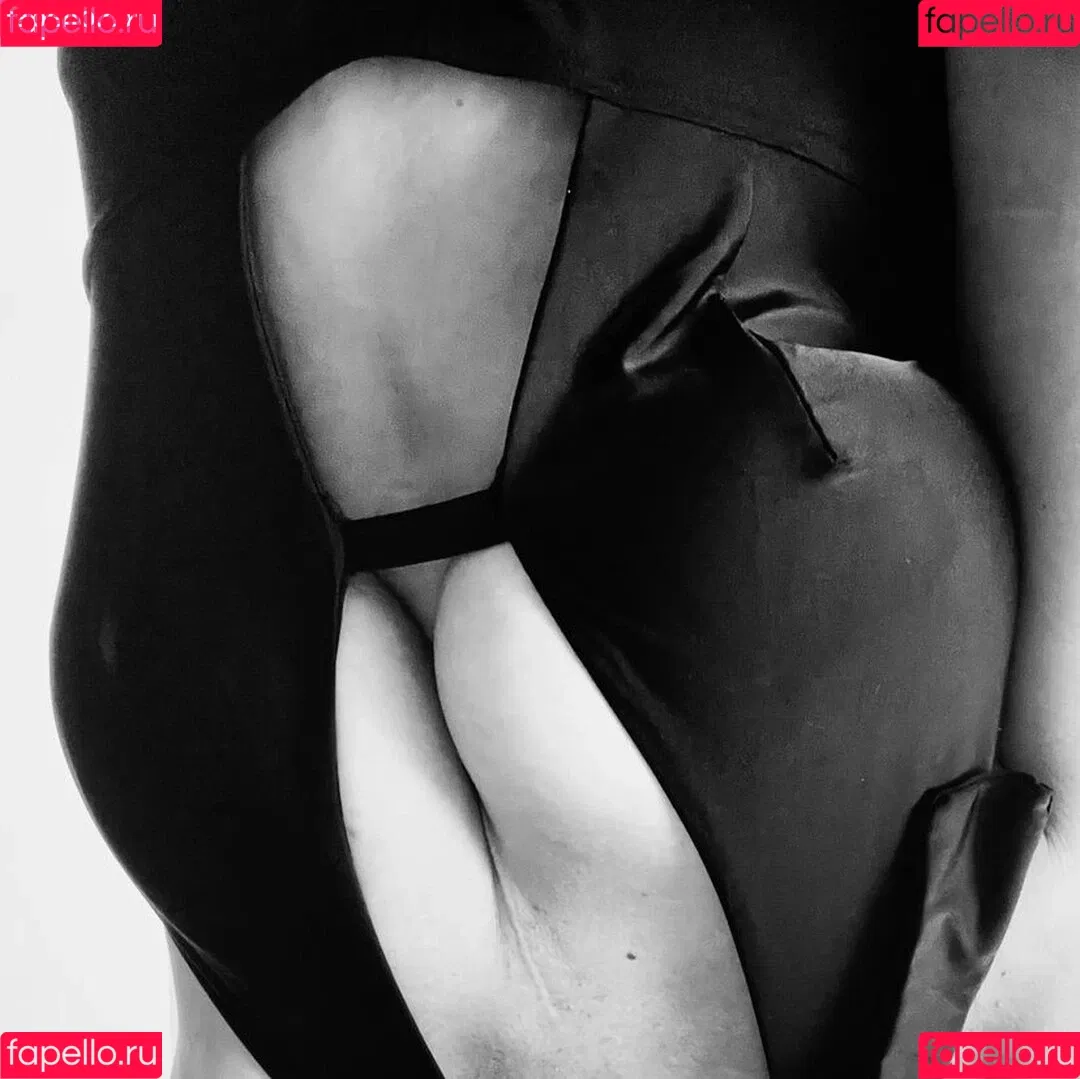 mstrssts_VIP Onlyfans Photo Gallery 