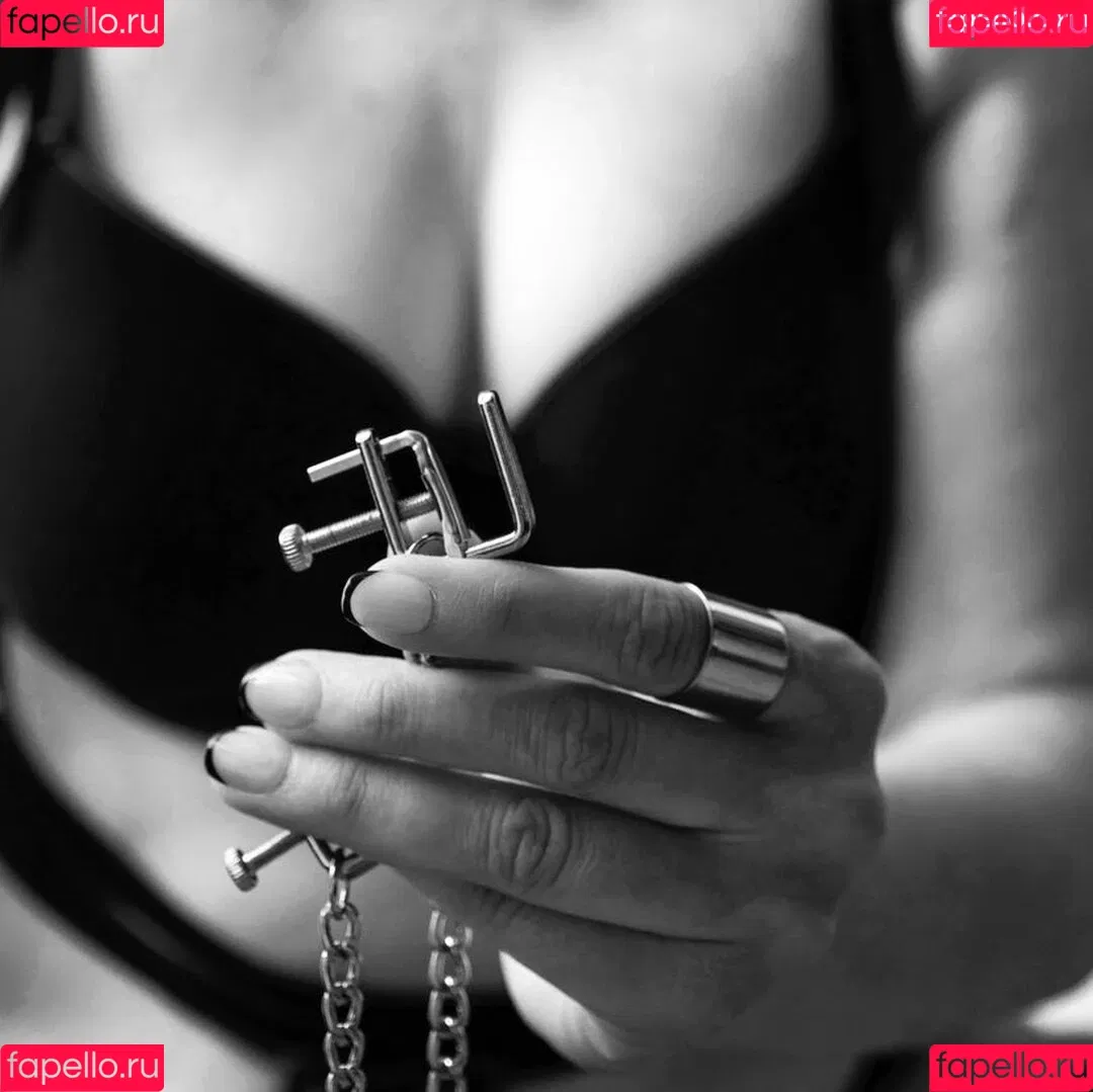 mstrssts_VIP Onlyfans Photo Gallery 