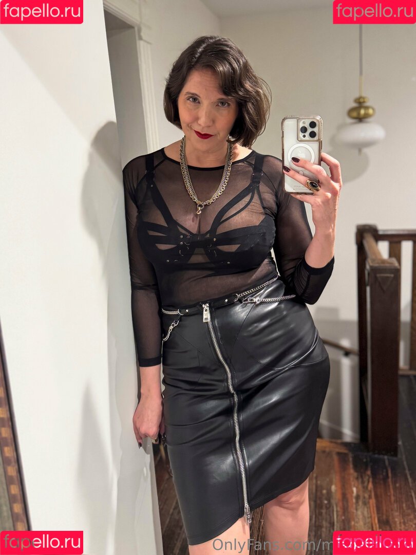 mstrssts_VIP Onlyfans Photo Gallery 