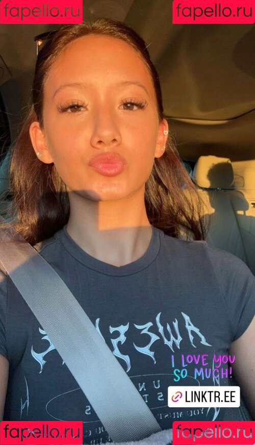 Alessandra Liu Onlyfans Photo Gallery 