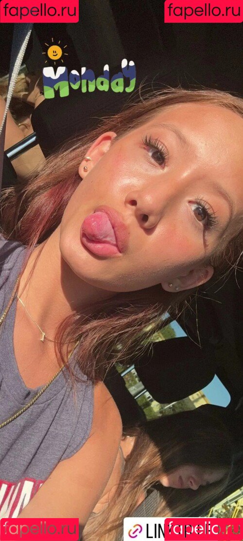 Alessandra Liu Onlyfans Photo Gallery 