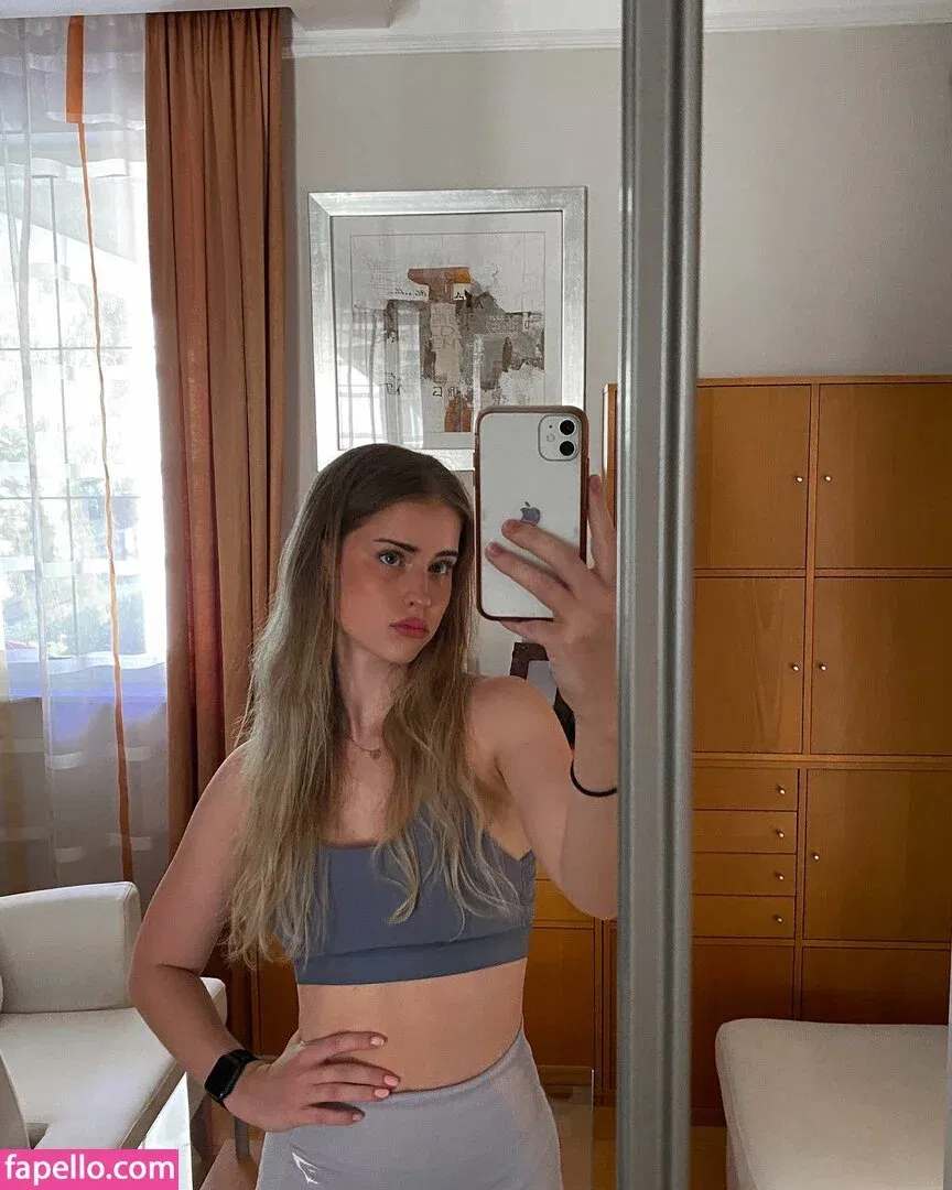 R.maria.06 Onlyfans Photo Gallery 