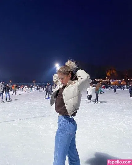 R.maria.06 Onlyfans Photo Gallery 