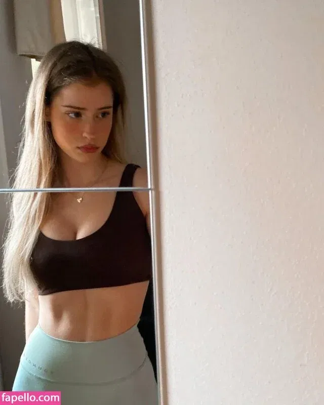 R.maria.06 Onlyfans Photo Gallery 