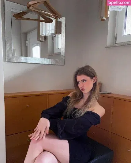 R.maria.06 Onlyfans Photo Gallery 