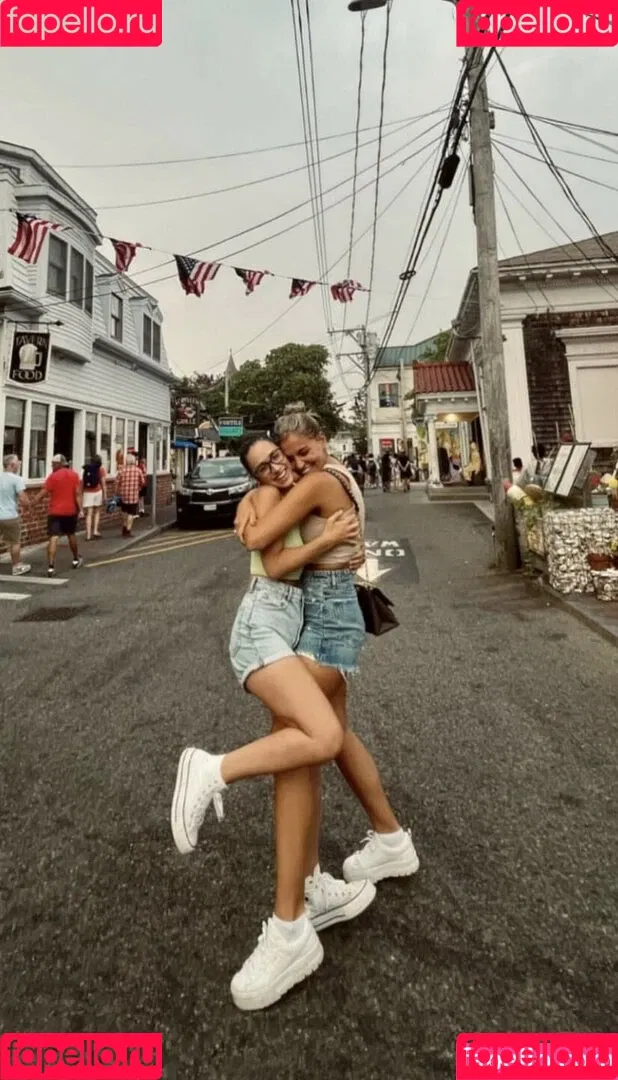 Milena And Lola Onlyfans Photo Gallery 